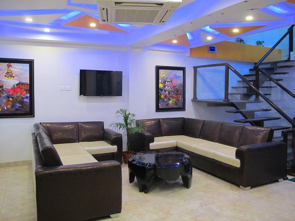 Royal Penguin Boutique Hotel & Spa Катманду Екстер'єр фото