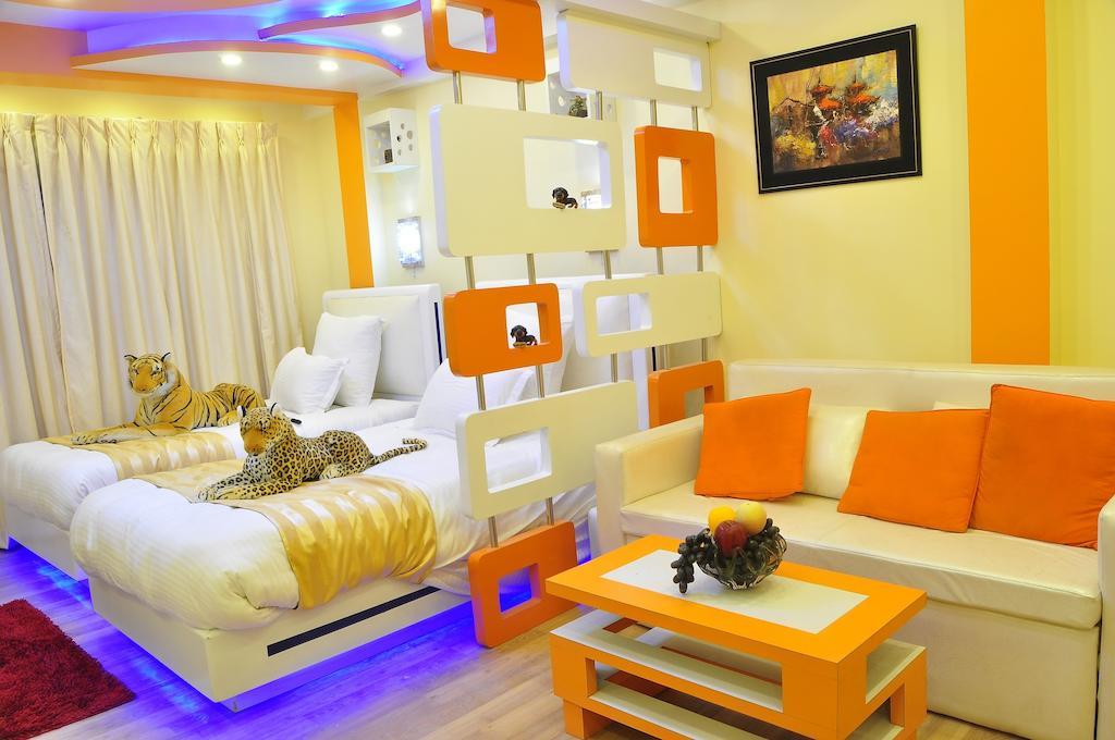 Royal Penguin Boutique Hotel & Spa Катманду Екстер'єр фото