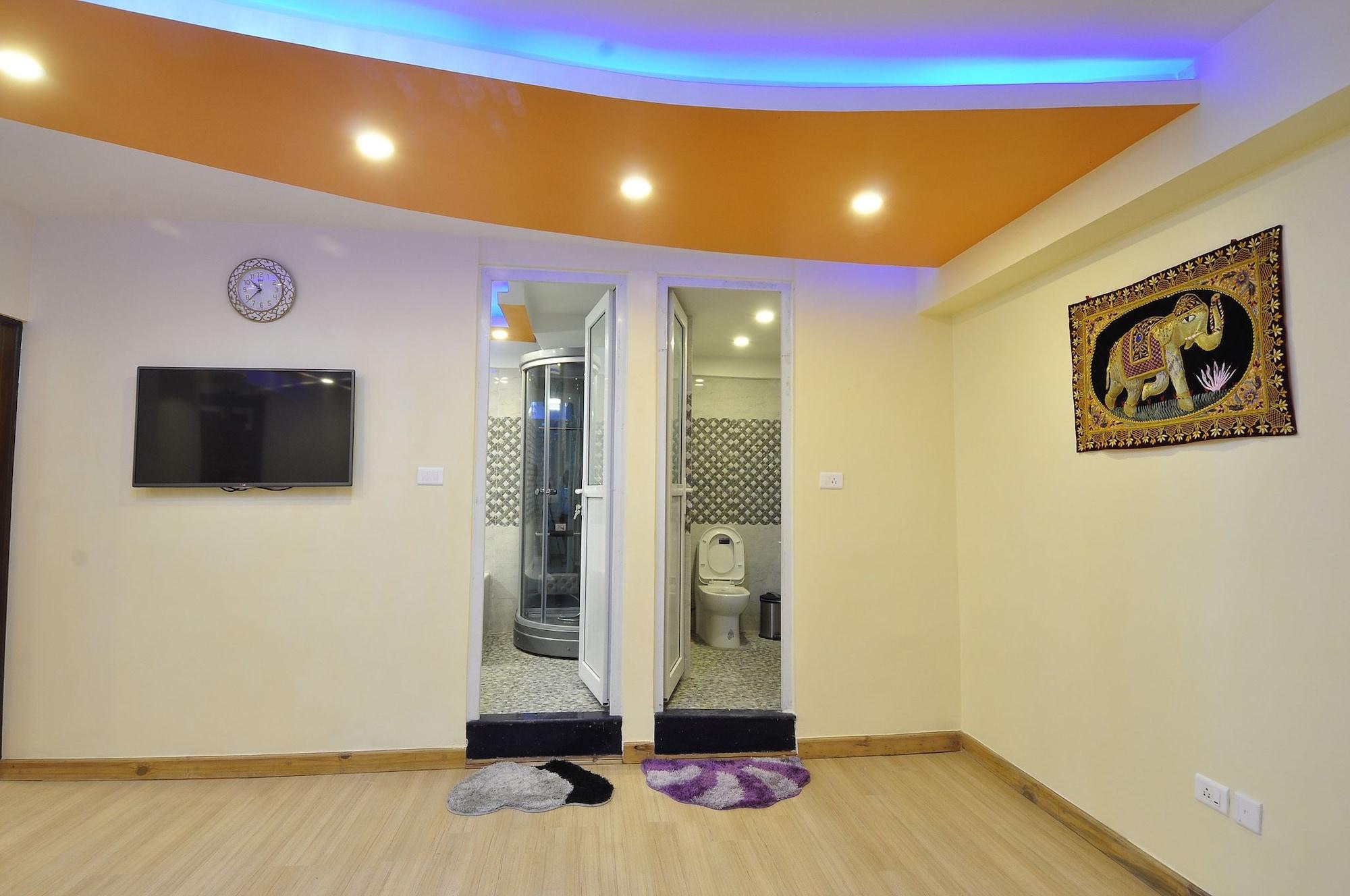Royal Penguin Boutique Hotel & Spa Катманду Екстер'єр фото