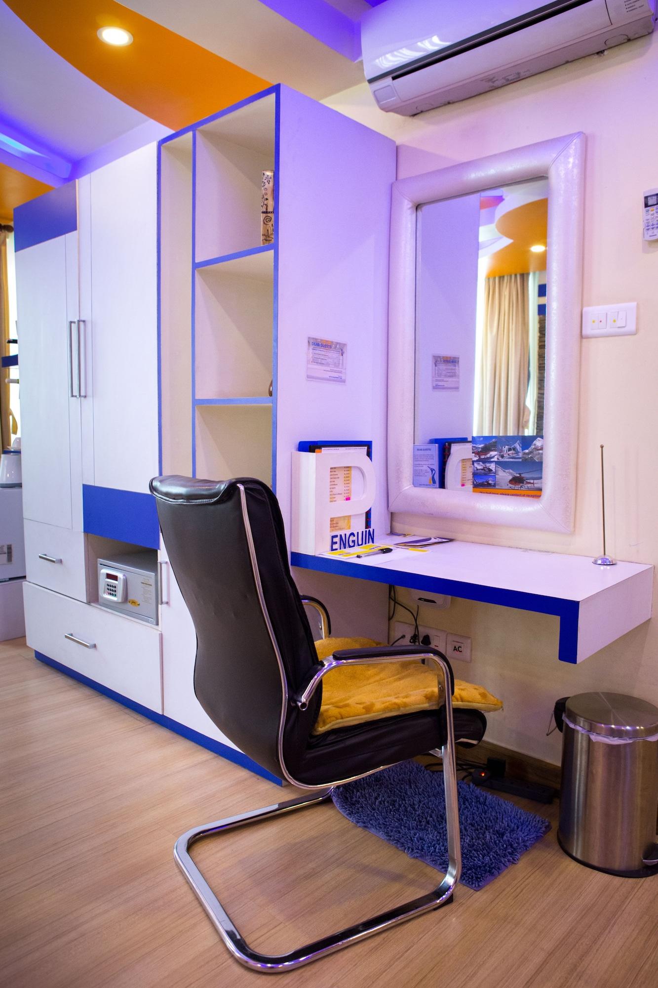 Royal Penguin Boutique Hotel & Spa Катманду Екстер'єр фото