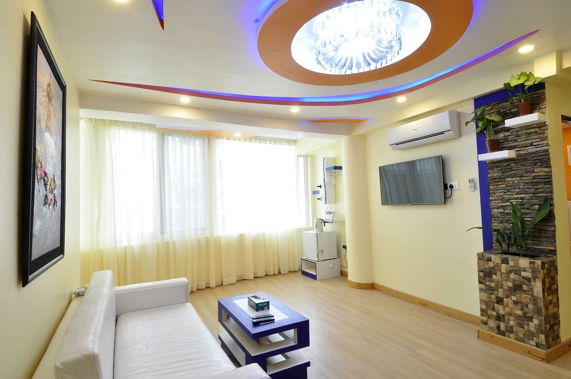 Royal Penguin Boutique Hotel & Spa Катманду Екстер'єр фото