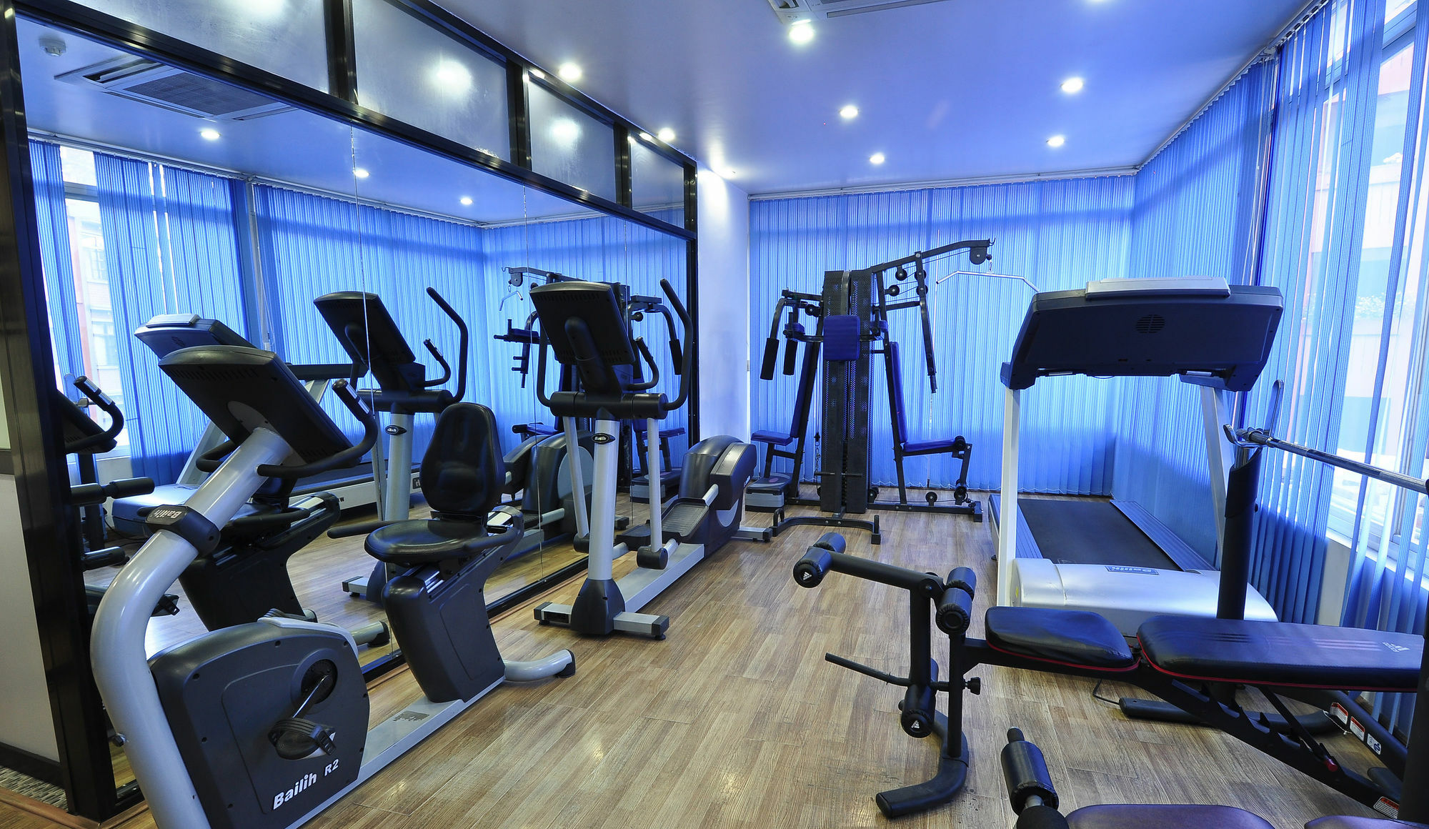 Royal Penguin Boutique Hotel & Spa Катманду Екстер'єр фото